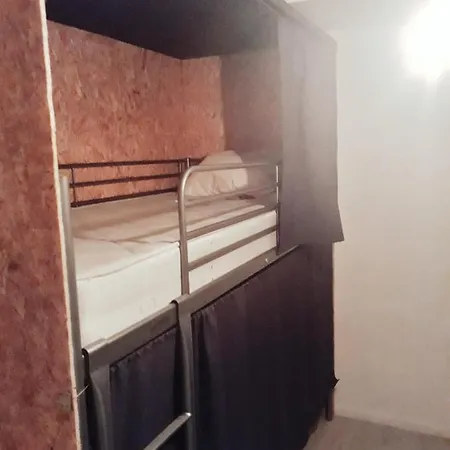بيت شباب Poiais Open